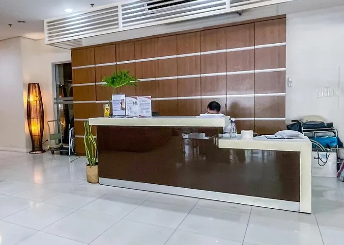 Bed And Pool In Avida Towers It Park Cebu